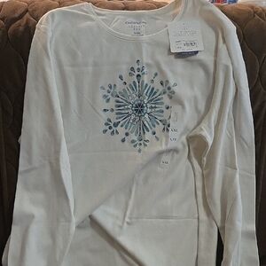 Croft & Barrow White Long Sleeve Tee with Teal Pattern